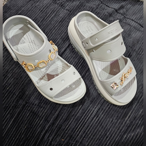 Platform Crocs - Picture 2 of 5